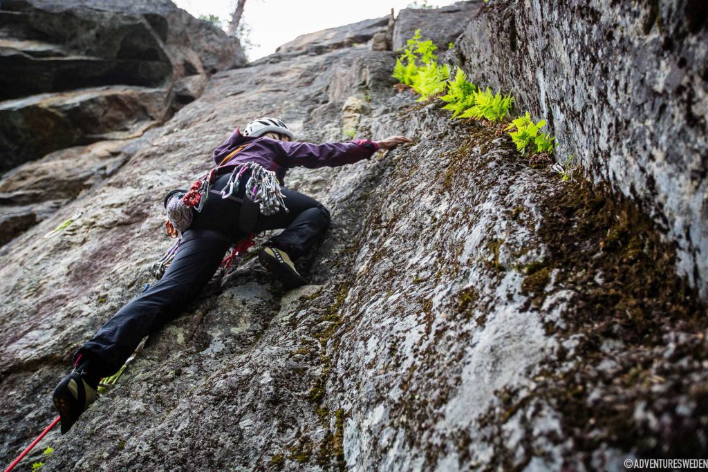 Klättring på klippa i Stugun | Foto: Anette Andersson