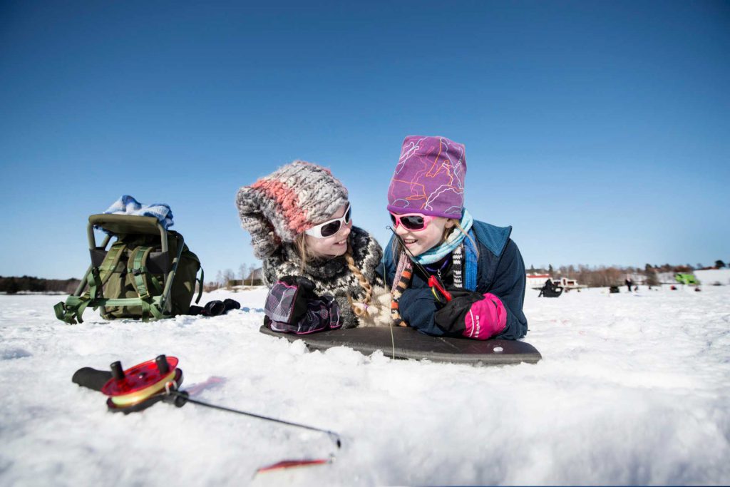 Winter Fishing in Sweden | Photo: Sandra Lee Pettersson