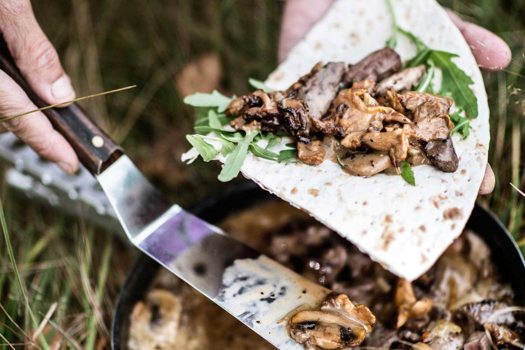 Outdoor cooking Sweden | Photo: Sandra Lee Pettersson