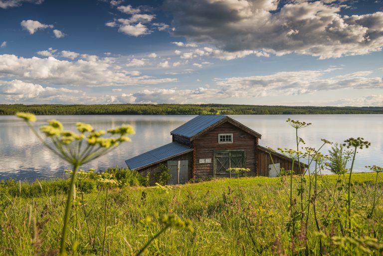 Utsikt över Alsensjön längs pilgrimsleden S:t Olavsleden mellan Östersund och Åre. Leden startar utanför Sundsvall och går hela vägen till Trondheim, Norge. Foto by Frits Meyst / MeystPhoto.com
