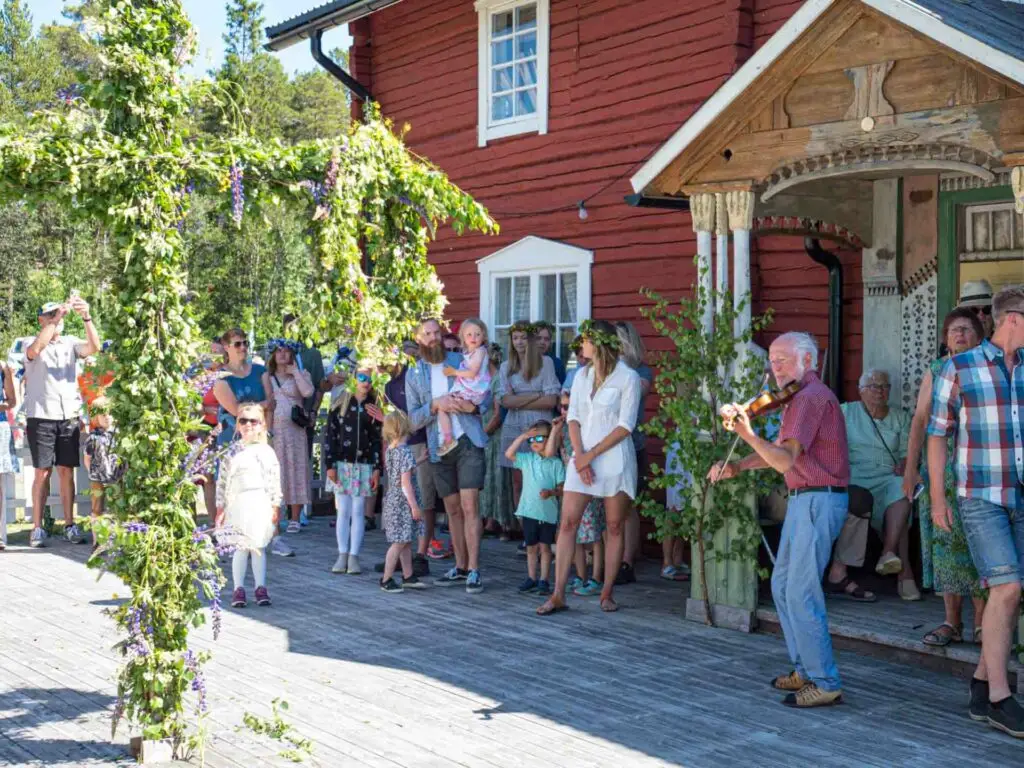 Lofsdalen midsommar
