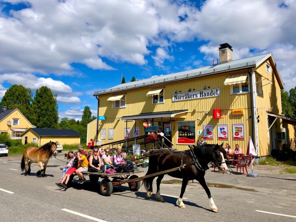 Provbo på landet hos Norråkers handel