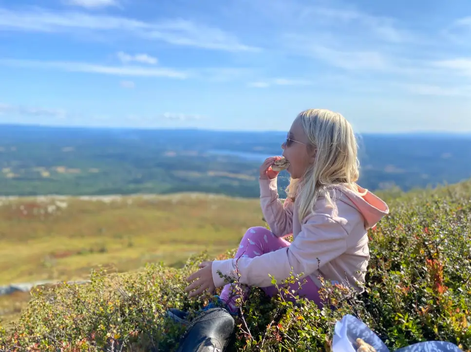 Well deserved "Swedish fika" after a hike. Photo: Andreas Edholm