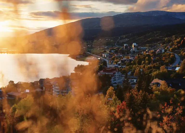 Åre village autumn foliage Darren Hamlin